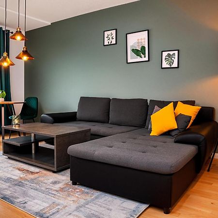 Smart Home - Essen - Perfect For 5 Guests! Central - Balcony - Netflix - Free Parking Zone Екстер'єр фото