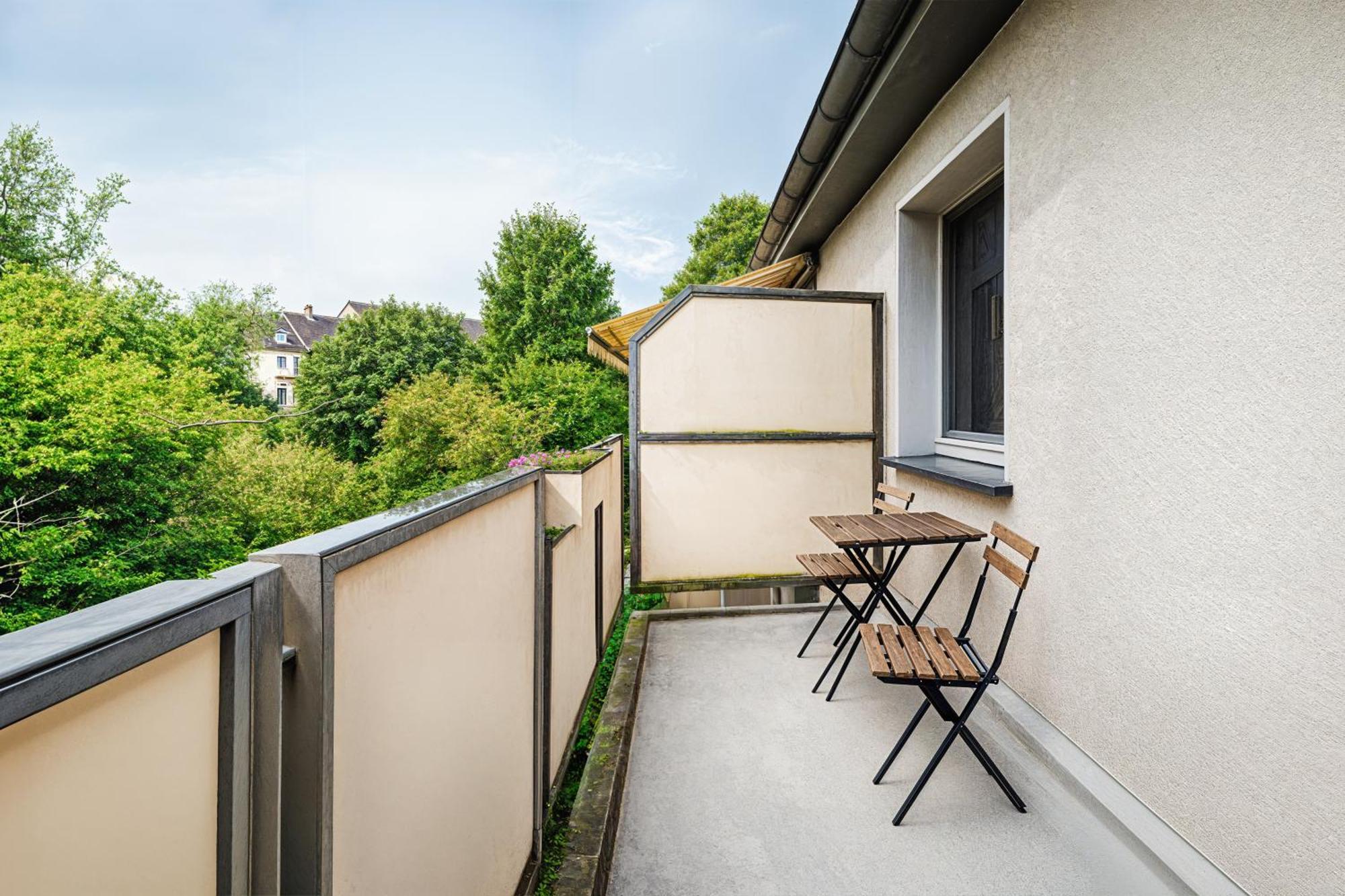 Smart Home - Essen - Perfect For 5 Guests! Central - Balcony - Netflix - Free Parking Zone Екстер'єр фото